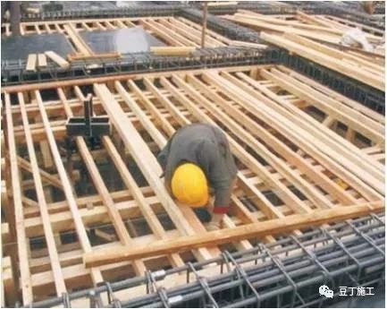 建設工程勘察與模板、混凝土工程施工操作要點